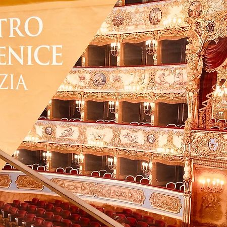 Venice Palace Luxury Suites Екстериор снимка
