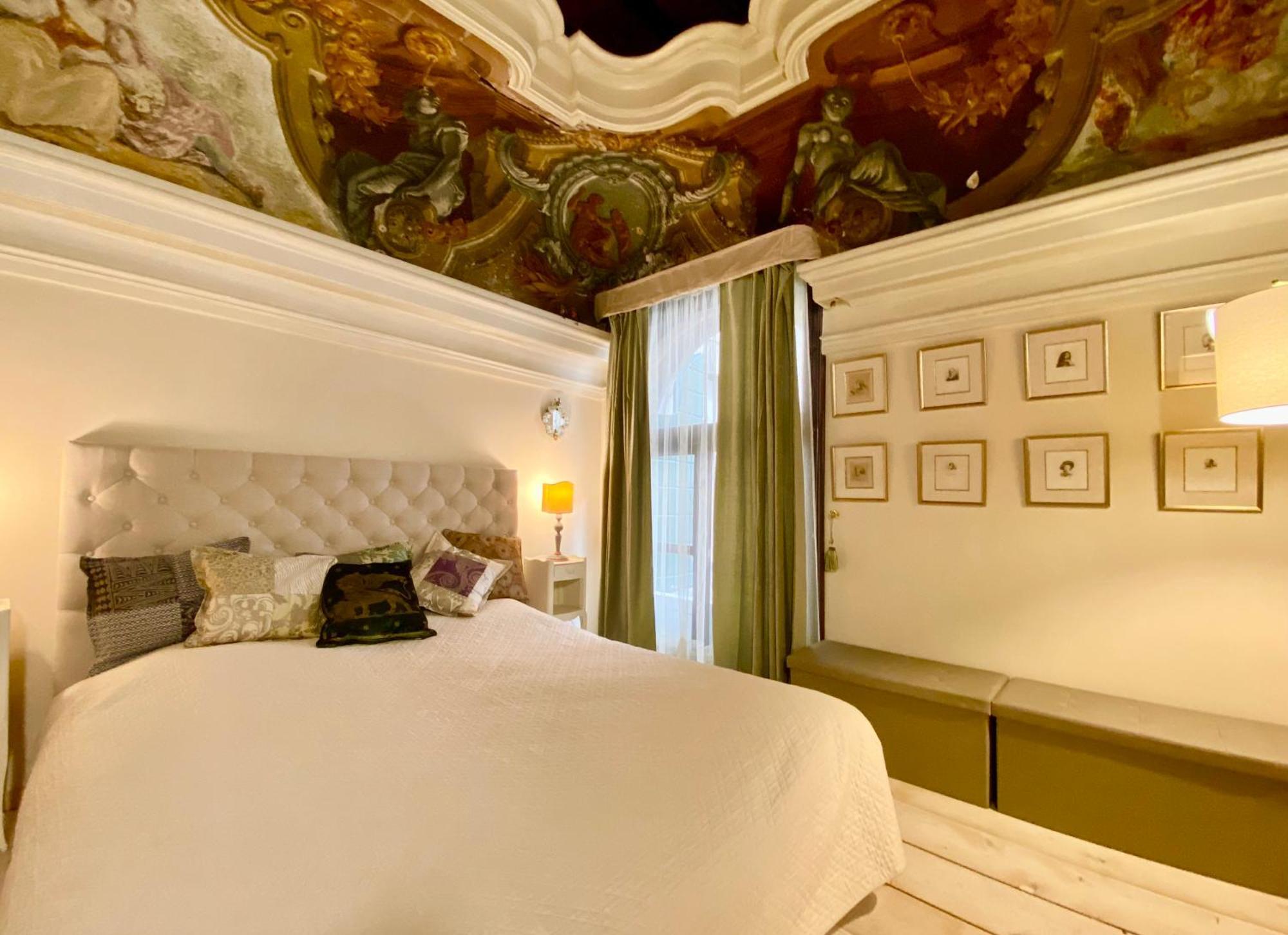 Venice Palace Luxury Suites Екстериор снимка