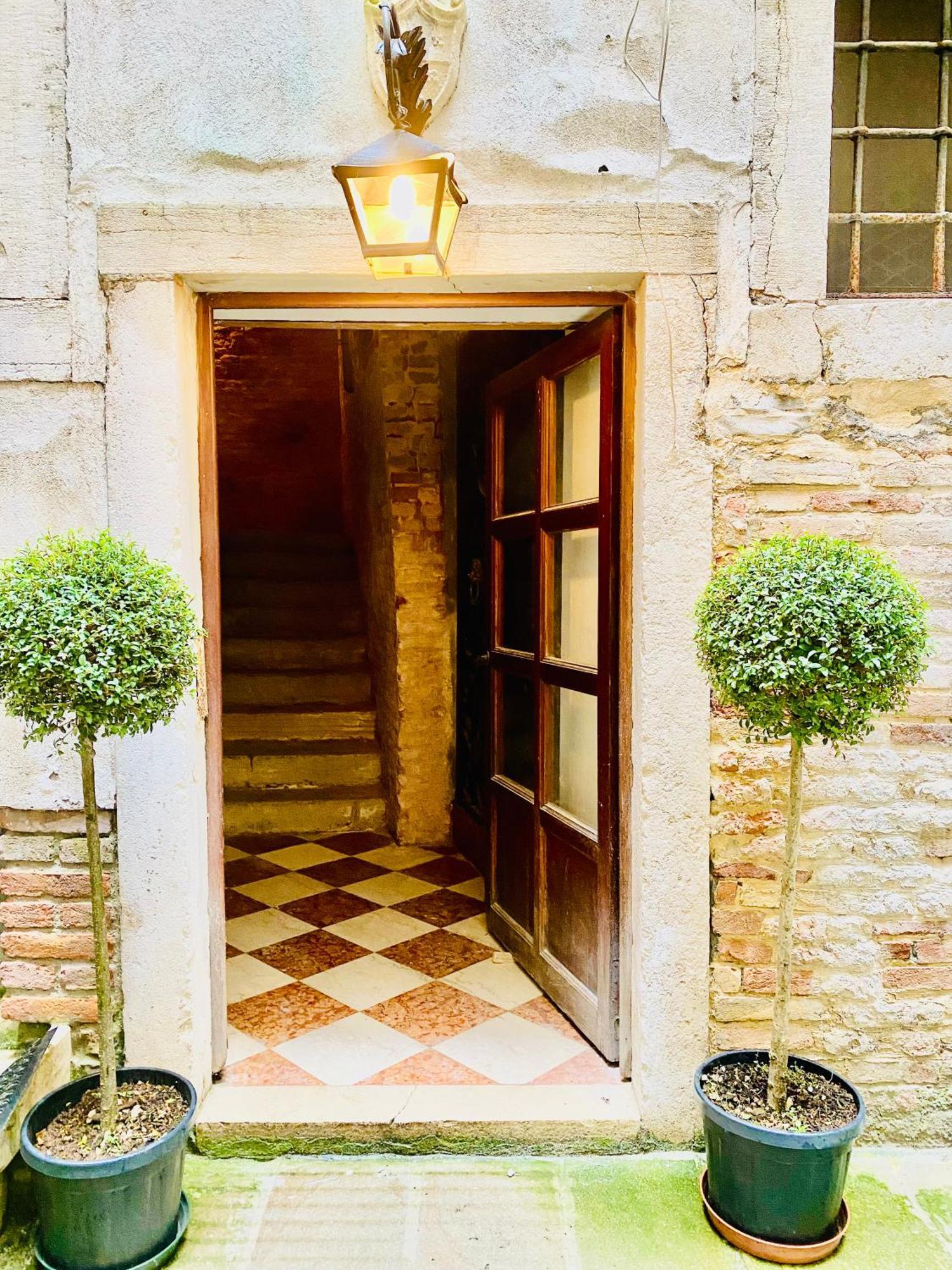 Venice Palace Luxury Suites Екстериор снимка